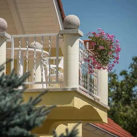 Appartement Topaz Apartmanhazak Balatongyörök